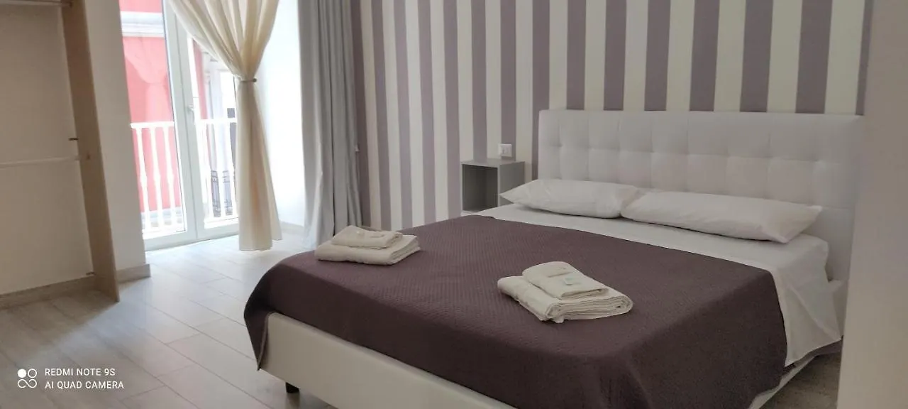 Rosaroll Homes Naples Bed & Breakfast