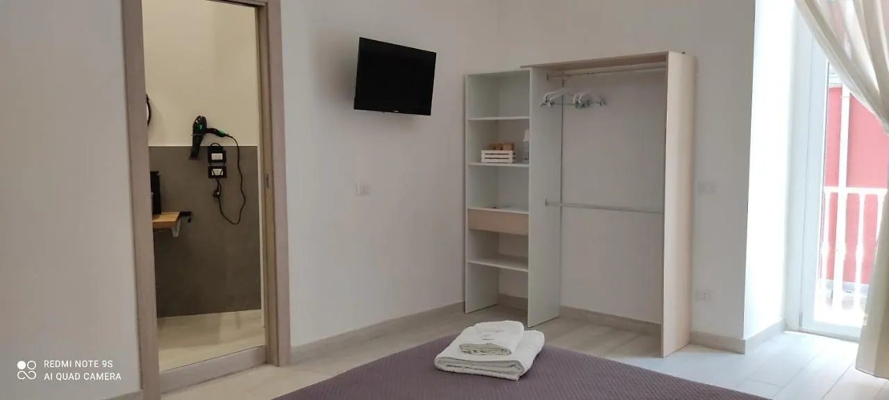 Bed & Breakfast Rosaroll Homes Naples Italy