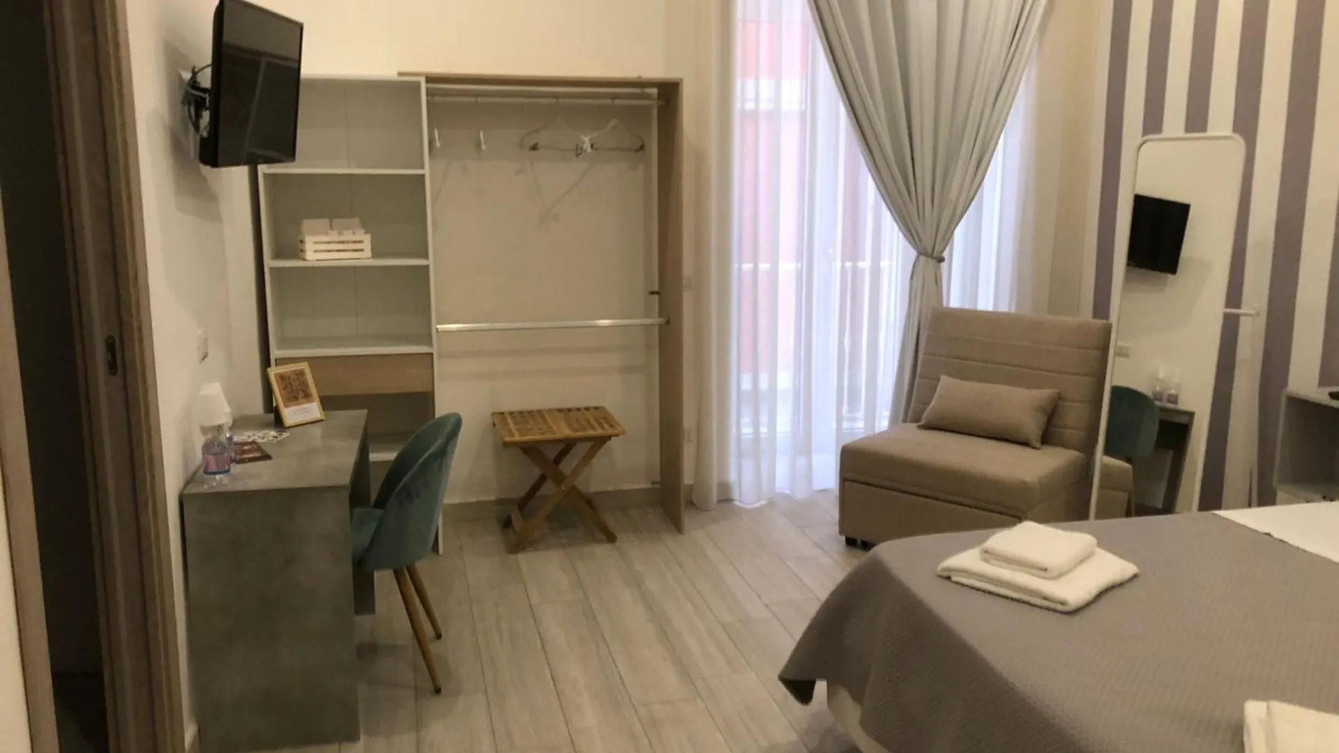 Rosaroll Homes Naples Italy